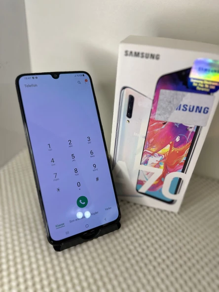 SAMSUNG A70 128GB SİYAH RENK ADINIZA FATURALI